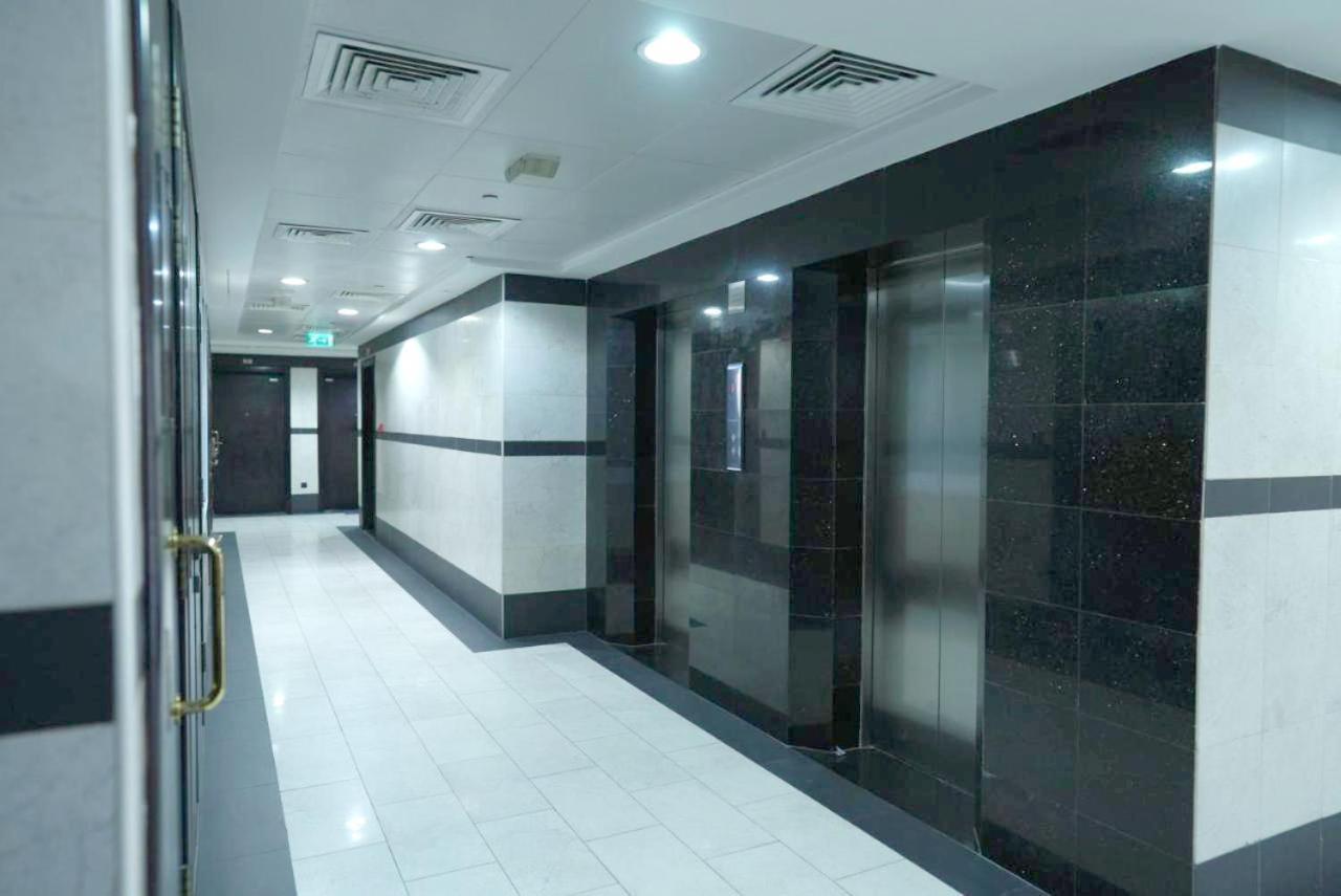 Partition Room In Al Seef Near Burjuman Metro Dubai Exterior photo