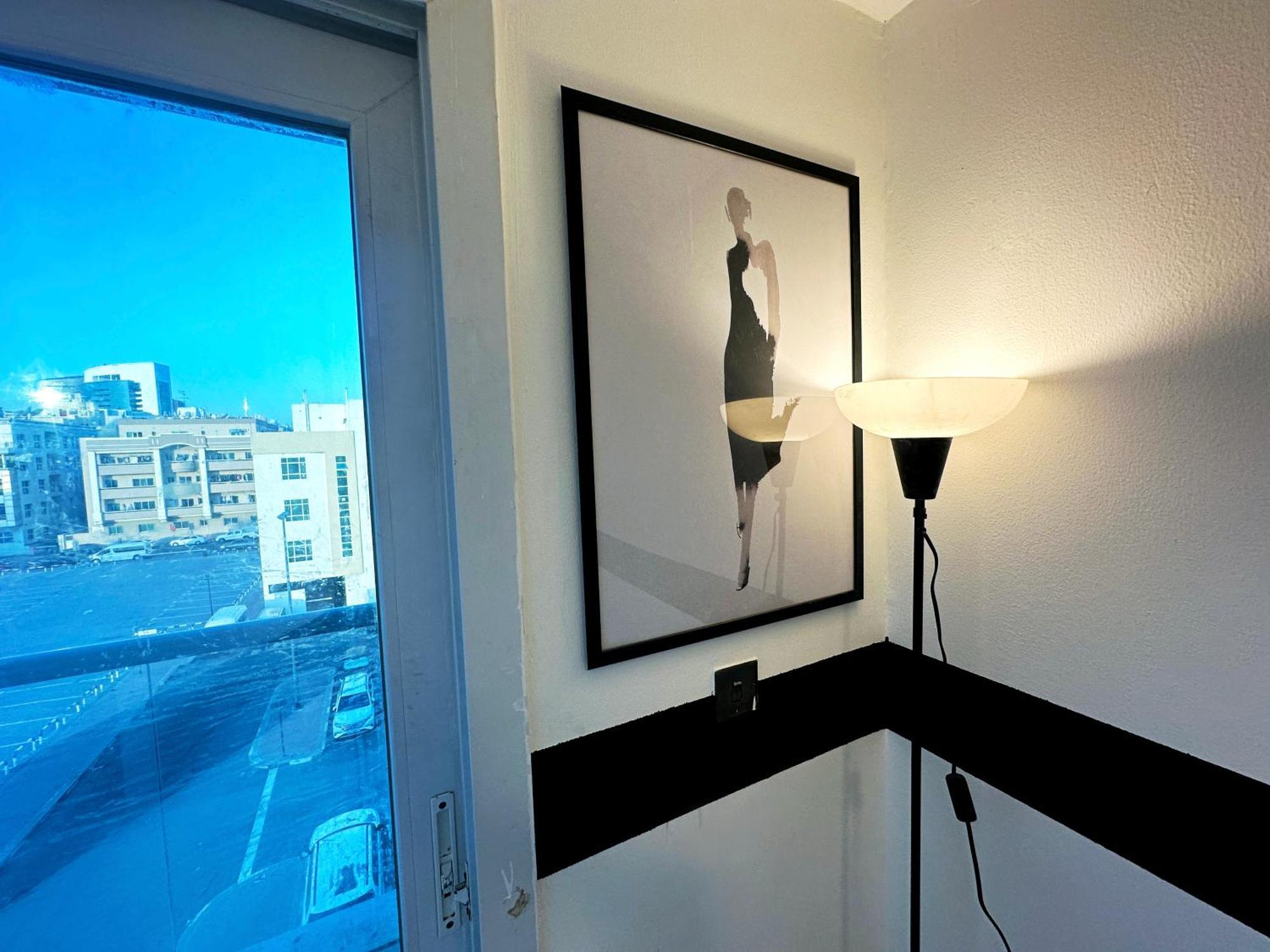 Partition Room In Al Seef Near Burjuman Metro Dubai Exterior photo